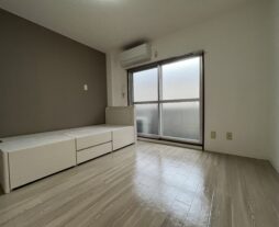 ラッフルズ/1C号室