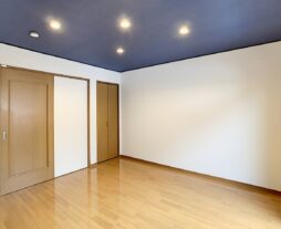 コンフレール3丁目/204号室