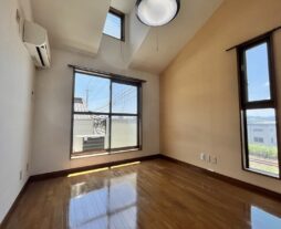 エムフラット/C201号室